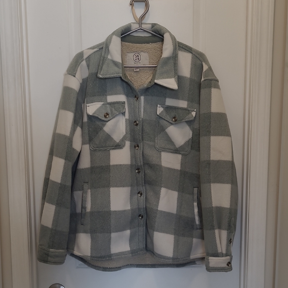 Sage Collective Green Plaid Button-Up Jacket.